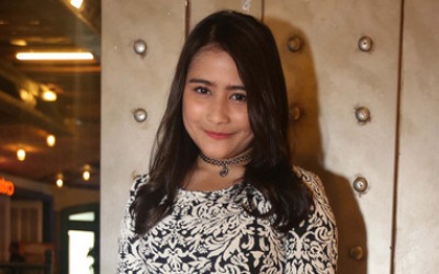 Nama Mantan Prilly Latuconsina : Foto Halik Putra Mantan Pacar Prilly