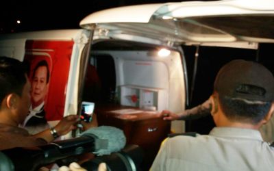 Lima Peti Jenazah Korban Kapal Tenggelam Tiba di Lombok