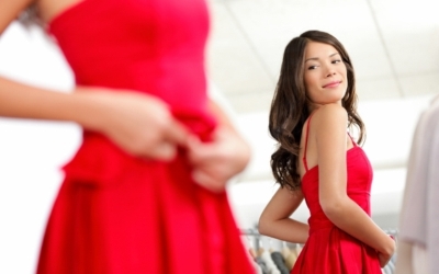 Inilah Warna Pakaian Wanita Yang Jadi Favorit Pria