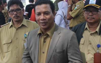 Bupati Bireuen Ikut Jemput Manyat TKI Asal Aceh di Kualanamu