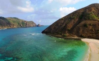 Mawun, Pantai Tapal Kuda di Lombok Selatan