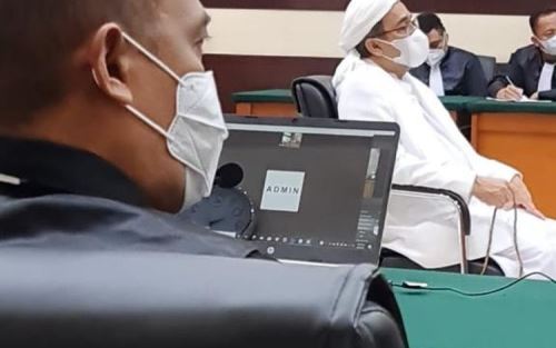 Rizieq Shihab Minta Kasusnya Dihentikan, Ini Jawab Hakim