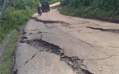 Warga Jalan Tj.Iman-Muara Sahung Tunggu Janji Gubernur Bengkulu