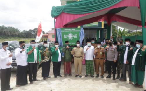 Sekda Resmikan Gedung Kantor MWC NU di Bunga Raya