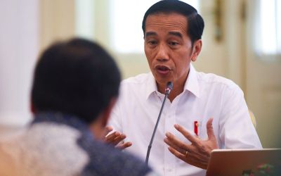 Jokowi Bahas Banjir Jabodetabek Tanpa Anies dan RK