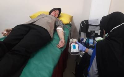 Donor Darah Warnai HUT Bhayangkara Ke 73 Polres Ponorogo 
