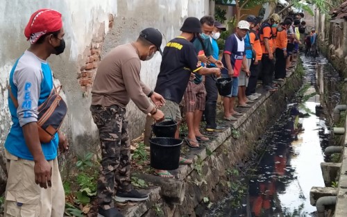 Bersihkan Sungai, Langkah Kang Giri Cegah Banjir Ponorogo