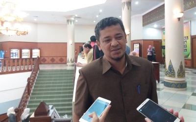 RAPBDP Riau 2017 Alami Penurunan 5,55 Persen