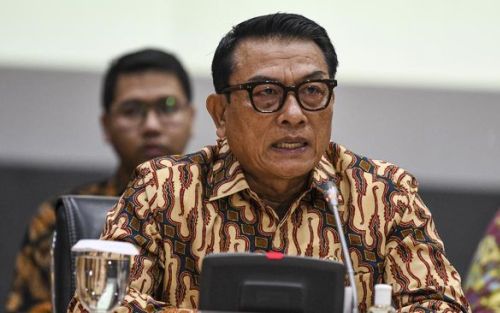 Foto Moeldoko Bersama Tersangka Korupsi Beredar, Ini Jawabnya