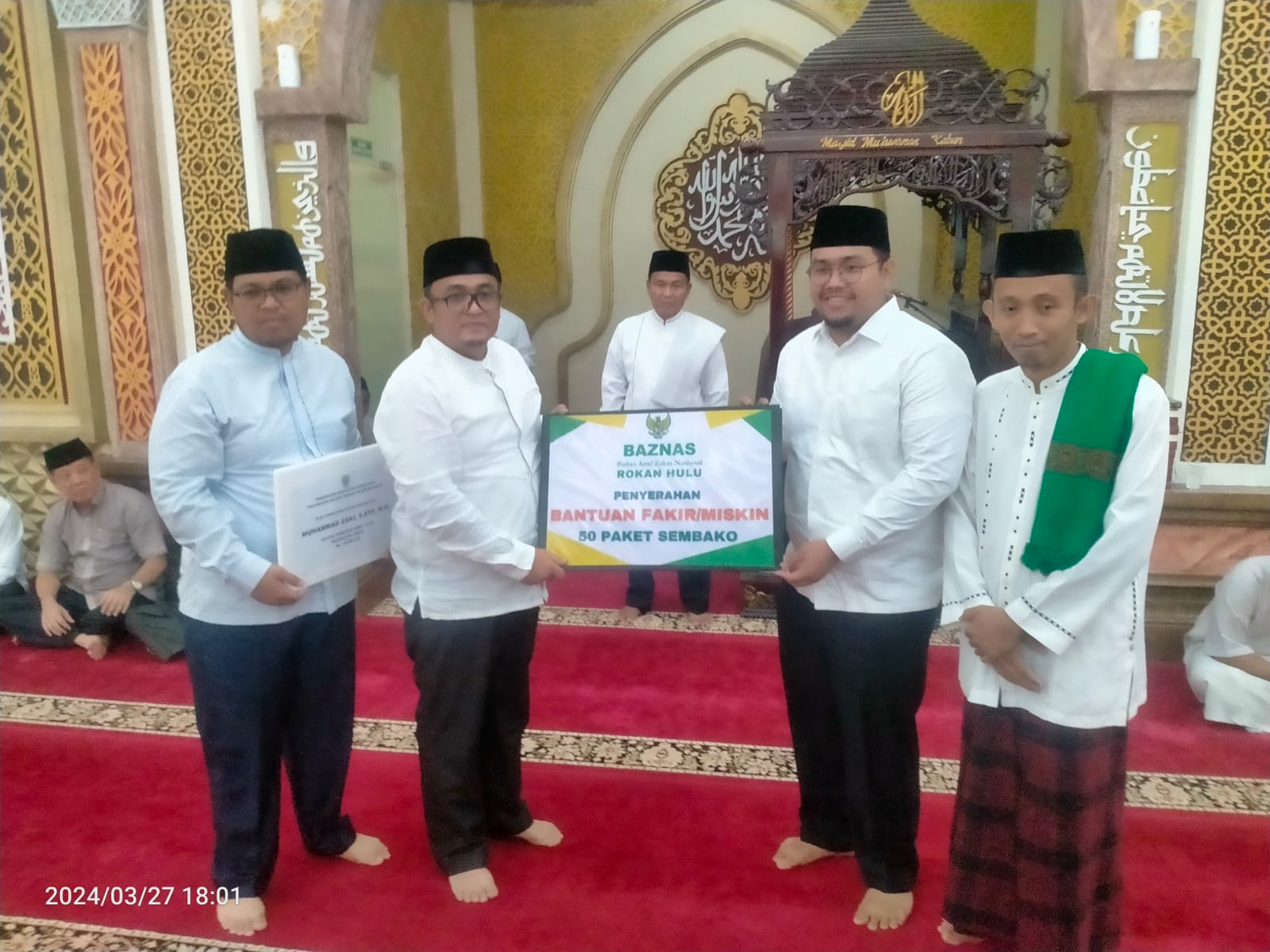 Sekda Rohul Tutup Safari Ramadhan di Mesjid Jami' Al-Muawwanah Desa Kabun
