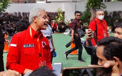 Ganjar Masuk Bursa Capres Nasdem, Ini Kata Hasto