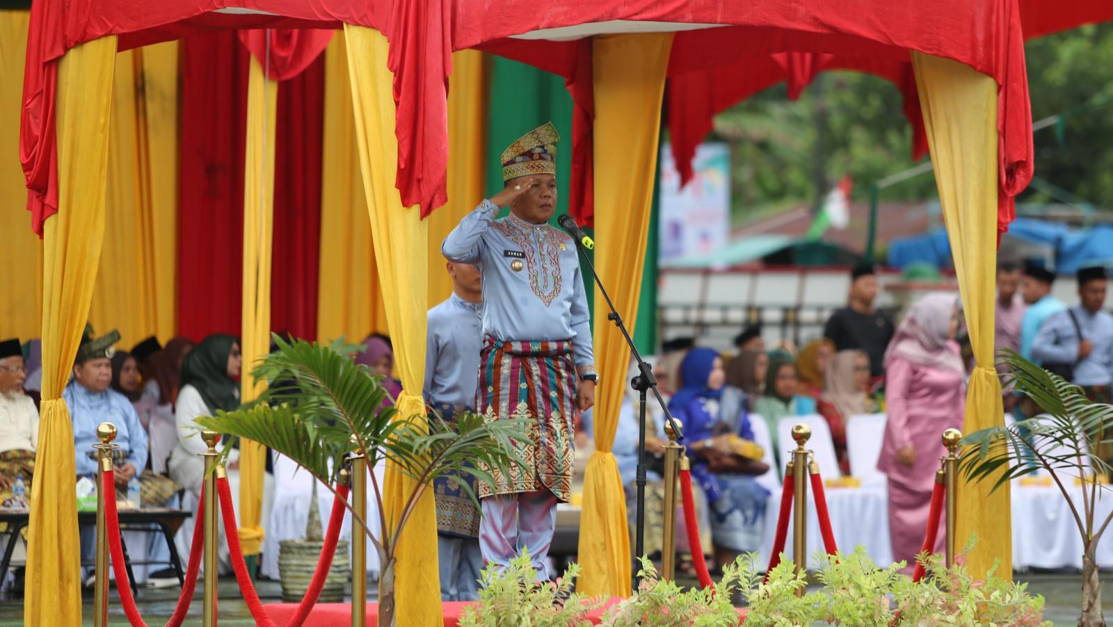 Plt Bupati Asmar Pimpin Apel Peringatan Hari Jadi Kepulauan Meranti ke-15 Tahun