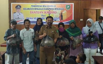 Ramadhan, Kades Senderak Bagikan 400 Paket Sembako