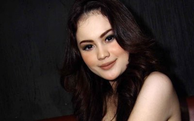 Jennifer Dunn Transaksi Narkoba Bawa Anaknya