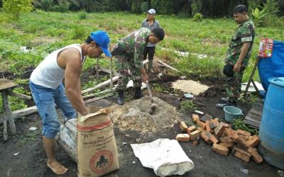 Program Sejuta Jamban Sentuh Warga Kampar Kiri Hilir 