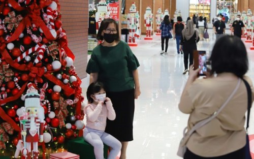 Pemerintah Larang Perayaan Natal dan Tahun Baru di Mal 