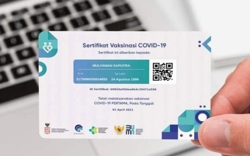 Peluang Usaha, Bisnis Cetak Sertifikat Vaksin Ukuran KTP  