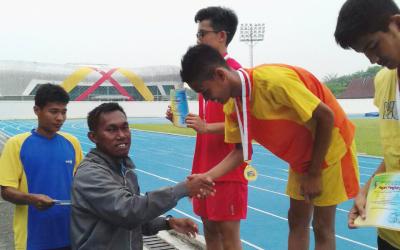 SMP Juara Raih Medali Emas Cabor Lompat Jauh di POPDA