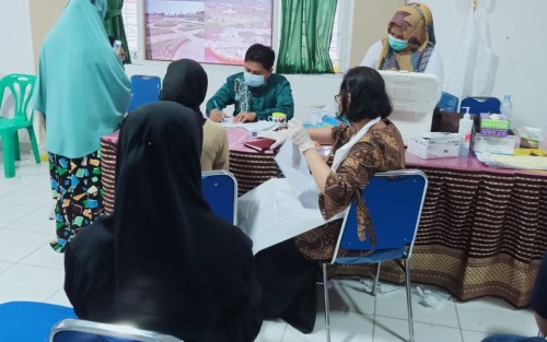 Puskesmas Sungai Apit Vaksinasi Pelajar SMA/Sederajat 