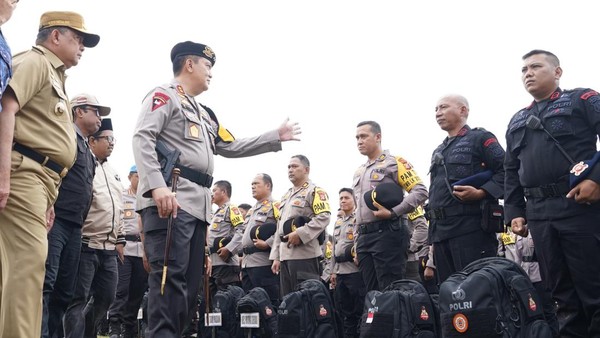 Kapolda Riau Lepas 1.664 Personel Amankan TPS Saat Pemilu