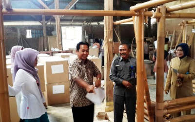 Kerajinan Bambu Indonesia Tembus Pasar Jerman