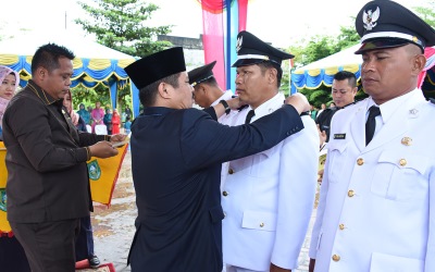 Lantik Tujuh Kades di Rupat, Ini Pesan Bupati Bengkalis