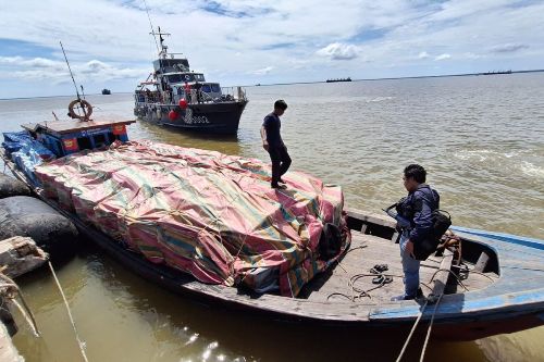 BC Bengkalis Tangkap Penyelundupan 28 Ton Buah dan Bawang Asal Malaysia