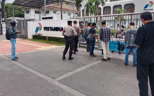 MERIAM-JAKARTA Desak Dirut PHR Dicopot