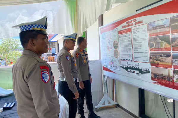 Kapolres Siak Cek Pos Pelayanan Rest Area KM 45A di Kecamatan Kandis
