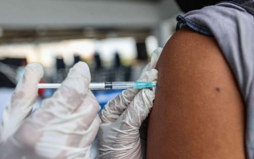 Vaksin Booster Mulai 12 Januari, Ini Syarat Mendapatkannya 