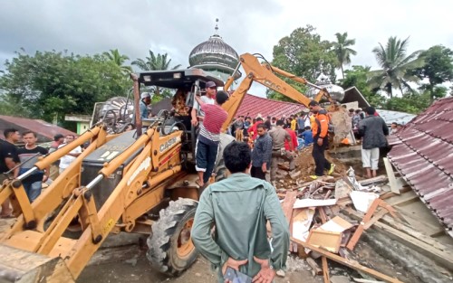 1.765 Rumah Rusak Akibat Gempa di Sumatra Barat