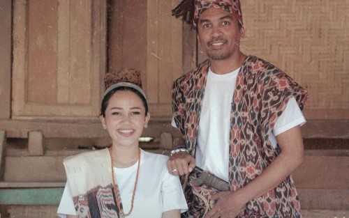 Mutia Ayu Beberkan Rasa Sakit Kepala Glenn Fredly