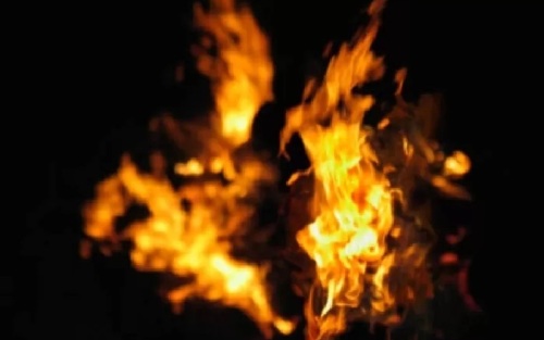Seorang Santri Dibakar Teman Dalam Ponpes saat Malam Tahun Baru