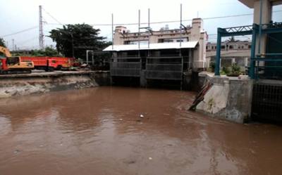Jakarta Diguyur Hujan, Pintu Air Angke Hulu Siaga 3