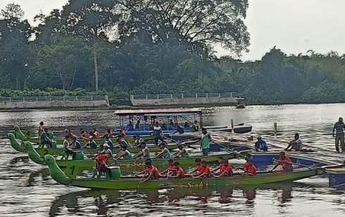 Siak Serindit Boat Race 2023, Hari ke-2 Kadispar Lepas 12 Tim Pacu Sampan