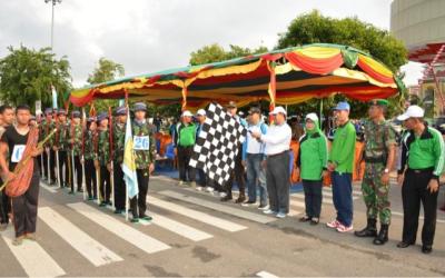 Ahmad Syah Lepas Peserta Napak Tilas