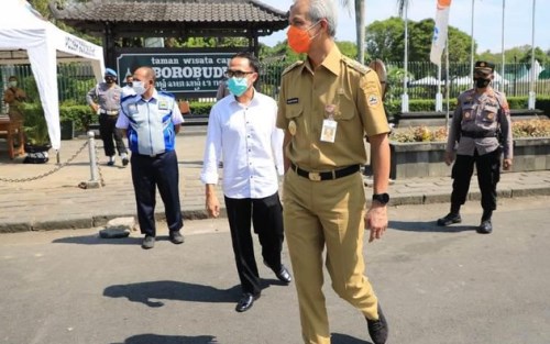 Ganjar Disebut Tak Disukai DPC Jateng, Bukti Sebaliknya