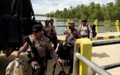Brimob Ikut Amankan Wilayah Perbatas Sebatik 