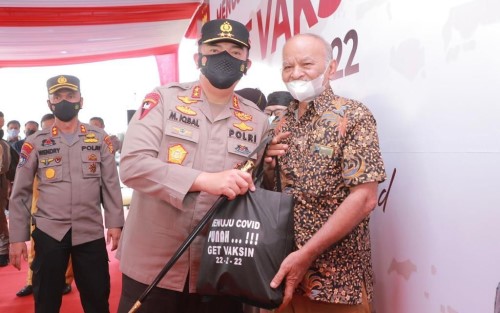 Polda Riau Gelar Vaksinasi Akbar di 350 Titik