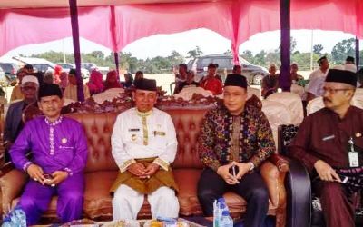 Bupati Pelalawan HM. Harris Lepas CJH Desa Palas