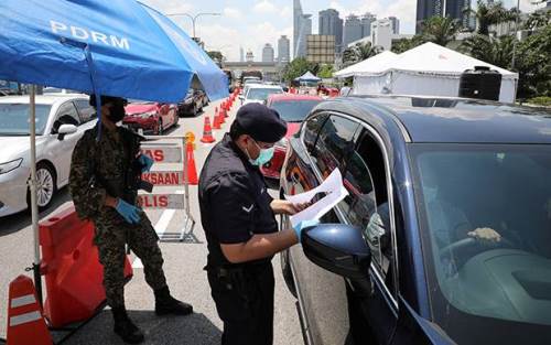 Malaysia Diamuk COVID-19, Kasus Harian Tertinggi 