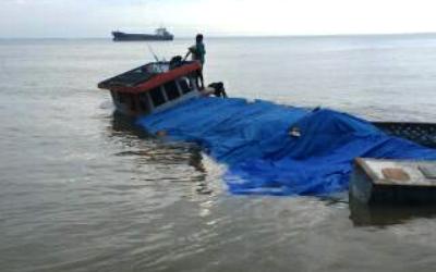 KM Maju Bersama Tenggelam Dihantam Gelombang