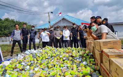 Bea Cukai Selatpanjang Musnahkan Hasil Tangkapan