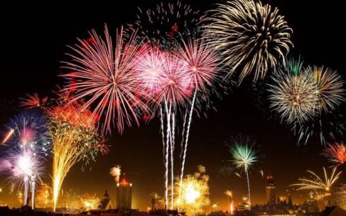 Polri Larang Main Kembang Api saat Tahun Baru, Kecuali Ada Izin