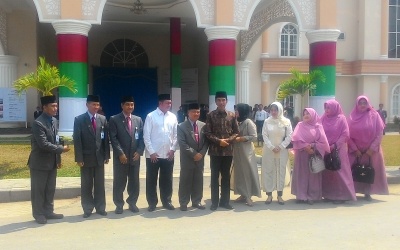 Presiden Jokowi Resmikan Gedung Unida Gontor