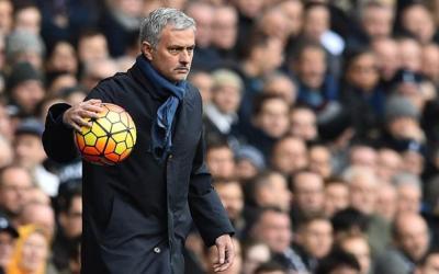 Ini Bek Madrid Bidikan Mourinho jika Resmi Latih MU