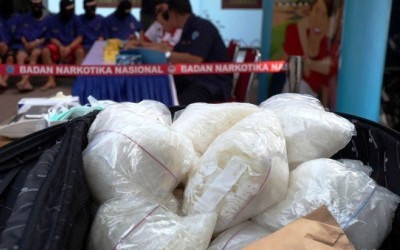 BNP Kepri Sita 2 Kg Sabu, 2 Warga Malaysia Ditangkap