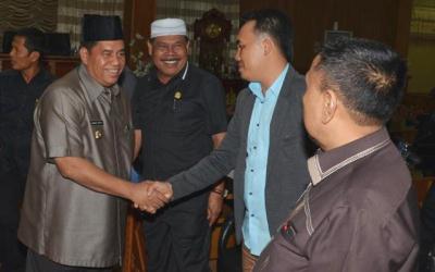 Pj Bupati Sampaikan 4 Ranperda, Silpa APBD Bengkalis Rp1,2 T