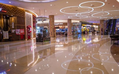 Mal Kembali Dibuka, Ritel: Pengunjung Masih Sepi