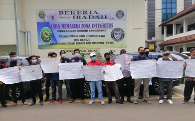 Gugatan Vreddy, Warga Kali Baru Geruduk PN Tangerang